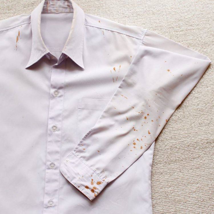 renkli gömlek lekesi nasıl çıkar?