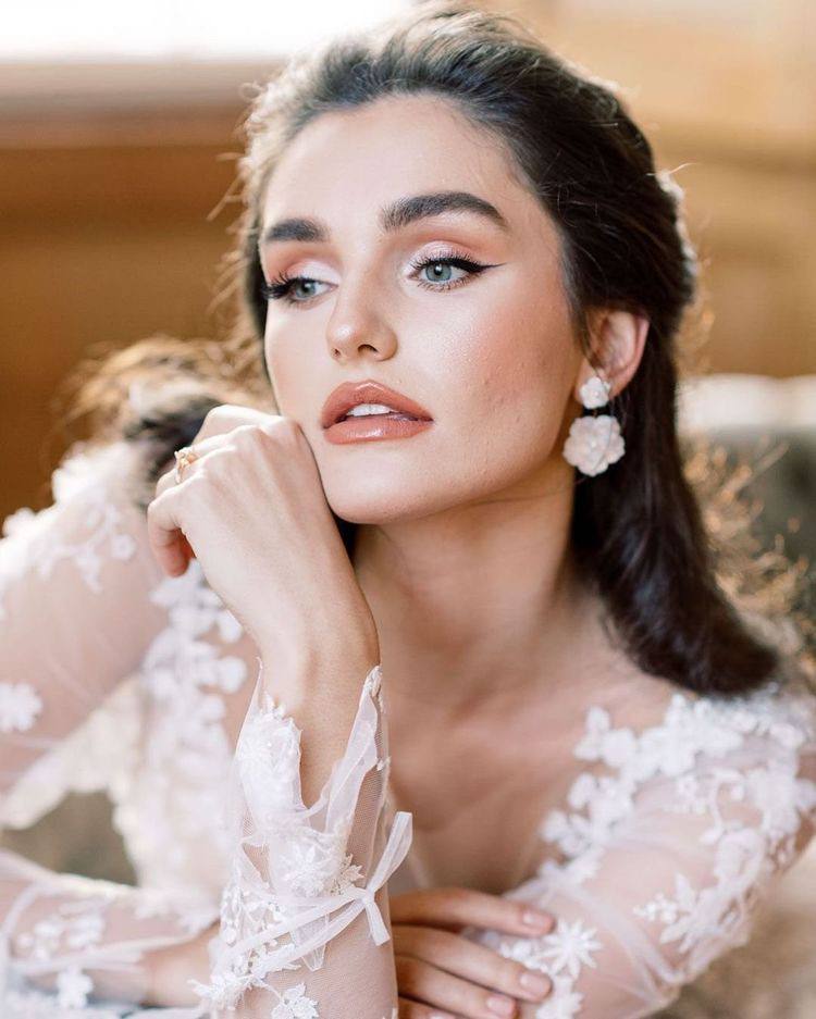 gelin makyajı neye göre yapılmalı?