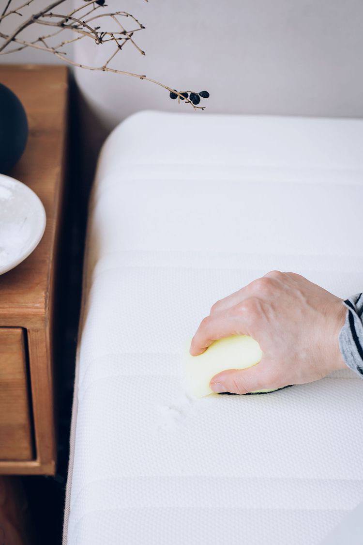 yatağa karbonat dökmek ne işe yarar?